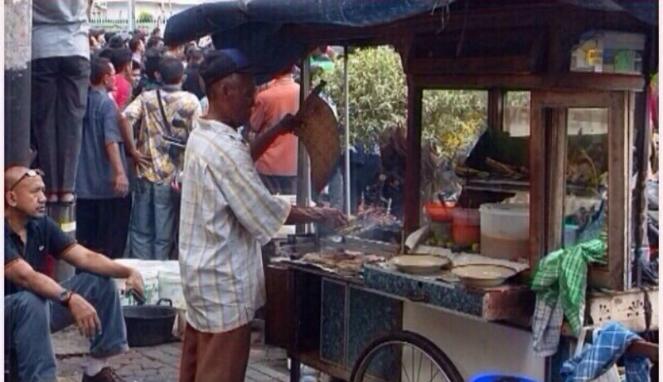 penjual sate