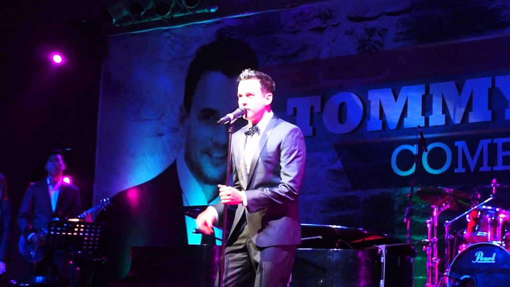 Tommy Page Siap Puaskan Fans Setia di Indonesia