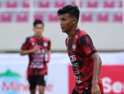 Jacksen F. Tiago Jalani Debut, Persis Solo Malah Tumbang