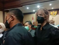 Alasan Nia Ramadhani Minta Keringanan Hukuman ke Majelis Hakim