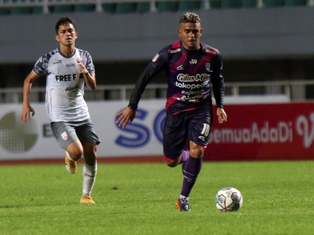 Bikin Dua Gol, Cristian Gonzales Ternyata Belum Habis