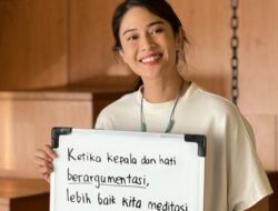 Dian Sastrowardoyo Lebih Tenang dan Berpikir Jernih dengan Meditasi