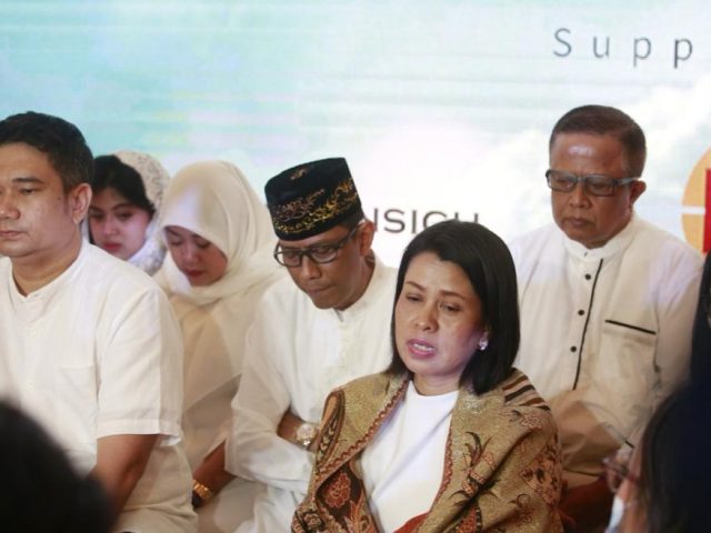 Keluarga Mendiang Ibu Vanessa Angel Minta Netizen Tak Ungkit Masa Lalu