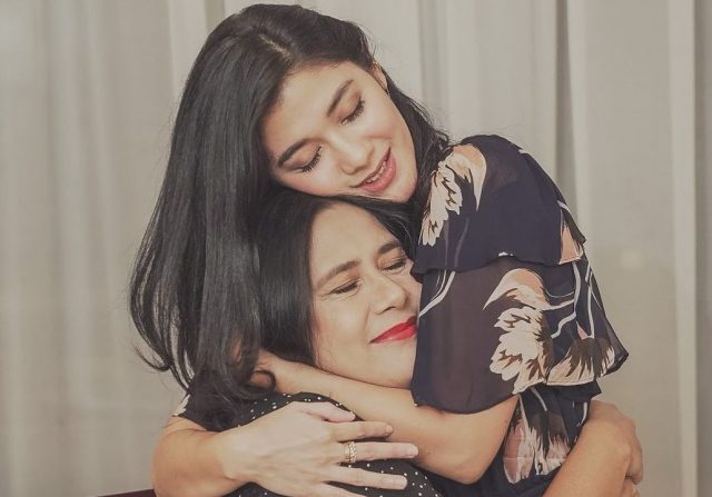 Momen Hari Ibu, 4 Cara Naysila Mirdad Ungkap Cinta Pada Ibunda