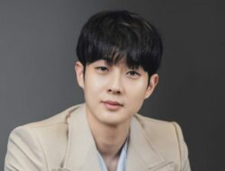 Berkat Our Beloved Summer, Choi Woo Shik jadi Aktor Reputasi Tertinggi