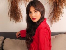 Syarat Aurelie Moeremans Mau Beradegan Ciuman