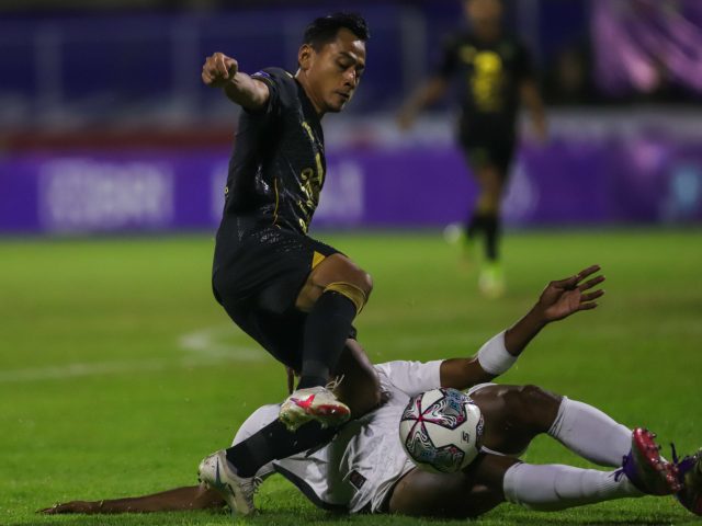 Ada di Posisi 5 Klasemen, Pelatih Persebaya Belum Menyerah Kejar Juara