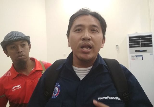 Arema Kalah, SSB Milik Aji Santoso Diteror, Ini Respons Singo Edan