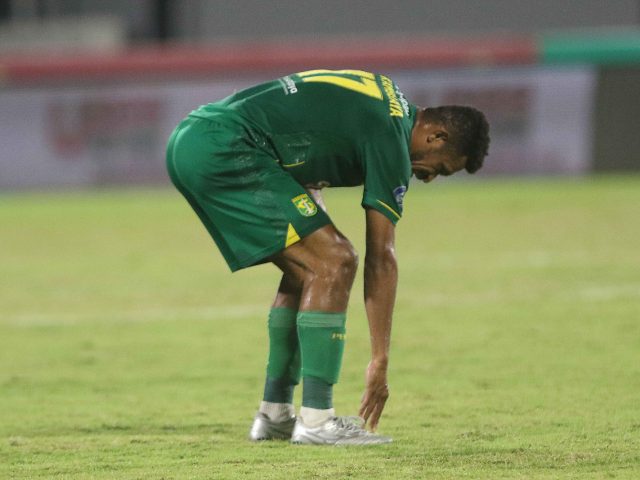 Cedera, Ricky Kambuaya belum Pasti Bisa Main Lawan Madura United