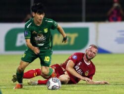 Jelang Lawan Persipura, Persebaya Latihan Cuma dengan 15 Pemain