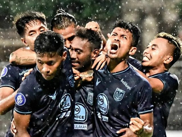 Krisis, Pemain Hanya Tersisa 13, Persela Tahan Imbang Madura United