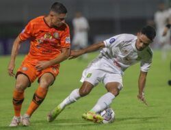 Lawan Arema FC, Persebaya Kehilangan Marselino dan Arif Satria