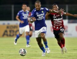 Pelatih Persib: Kalau Saya Bilang, Persipura Itu Brasil-nya Indonesia