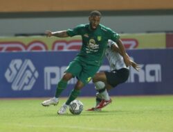 Pemain Persebaya dari Sierra Leone Bisa Berhitung Siji, Loro, Telu