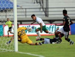 Striker Persebaya Samsul Arif, Banyak Baca soal Pep Guardiola