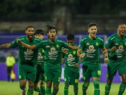 Pelatih Persebaya: Saya Yakin Target Finis 5 Besar sudah Saya Penuhi