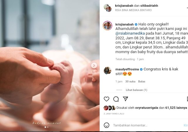 Siti Badriah Melahirkan Anak Pertama