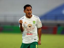 Striker Persebaya Samsul Arif Trauma Makan Daging, tapi Doyan Bakso