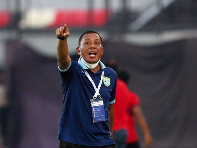 Sudah Terdegradasi, Persela Malah Terancam Terkena Sanksi