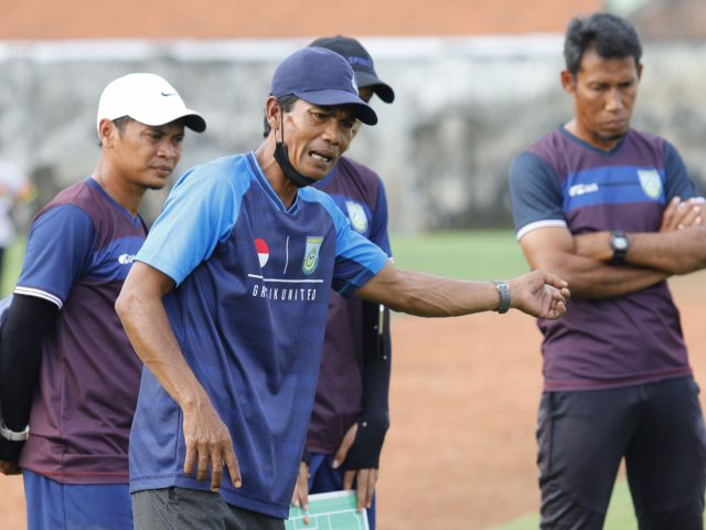 Alasan Manajemen Gresik United Pertahankan Duet Khusairi-Agus Indra