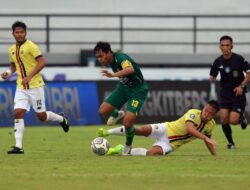 Alasan Persib Mengontrak Kambuaya dan Irianto Lebih dari Semusim