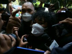 Marshel Widianto Langsung Dikerumuni Media Saat Tiba di PMJ