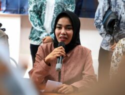 Medina Zein Polisikan Suaminya Atas Dugaan KDRT