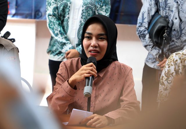 Medina Zein Polisikan Suaminya Atas Dugaan KDRT