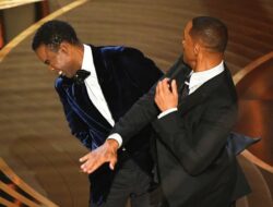 Panitia Grammy Awards Tertekan Karena Will Smith Versus Chris Rock