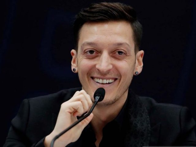 RANS Cilegon FC Masih Ingin Datangkan Mesut Ozil