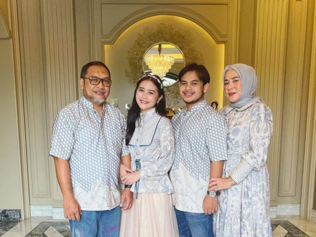 Lebaran Pertama Tanpa Opa, Prilly Latuconsina: Aneh Banget