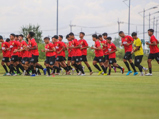 Mantan Pemain Klub Divisi 4 Liga Spanyol Mengikuti Latihan Persebaya