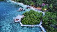 Cek Harga Lima Resort di Raja Ampat Yang Paling Dicari