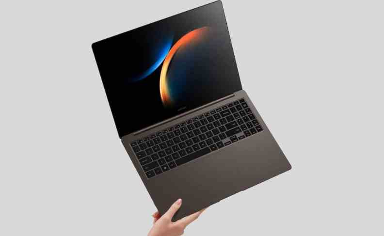 Laptop Galaxy Book3