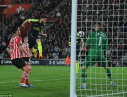 Arsenal Bungkam Southampton 2-0