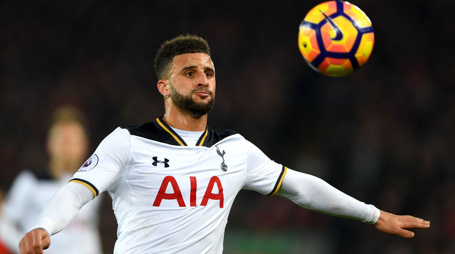 Barcelona Tertarik Datangkan Kyle Walker