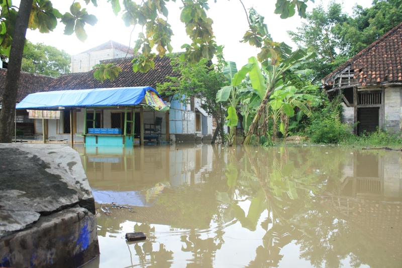 KOndisi Banjir di desa tanggul Kantong, babat