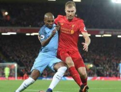 Jelang Manchester City vs Liverpool, Klavan Siap Ladeni Aguero