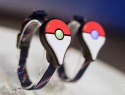 Wearable Pokemon Go Plus