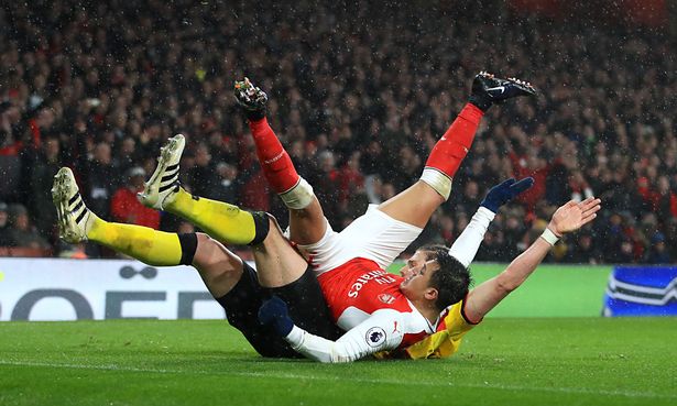 Kalah Dari Watford, Kiper Arsenal Frustasi  BabatPost.com