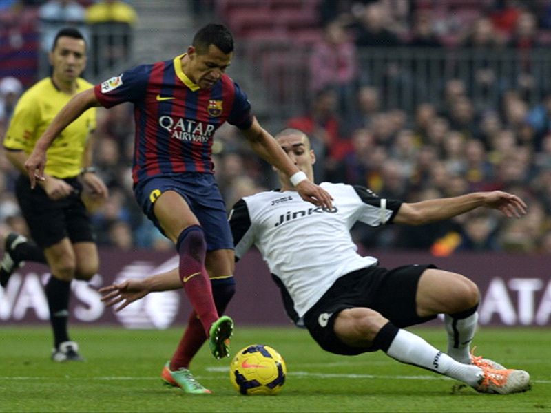 Поезд барселона валенсия. Ориоль Ромеу Барселона. Блаугранас. Barcelona vs Valencia.