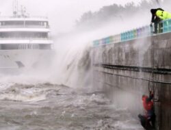 Tsunami terjang Busan