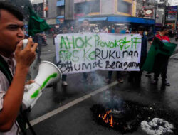 Demo Ahok