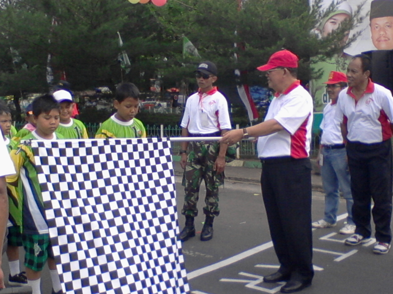 gerak jalan di Kec Brondong berakhir Ricuh