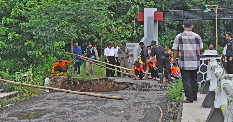 jembatan anbrol