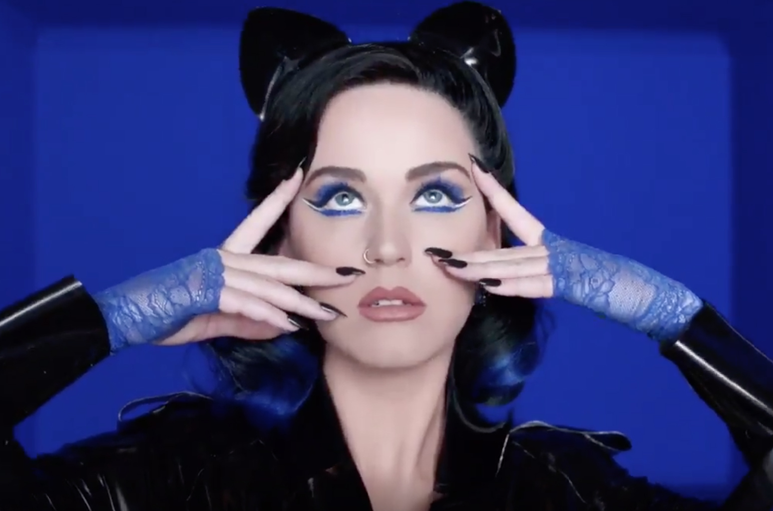 Foto Katy Perry tanpa Busana