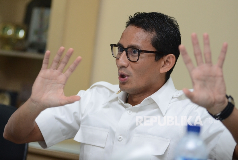 sandiaga uno rumah lapis