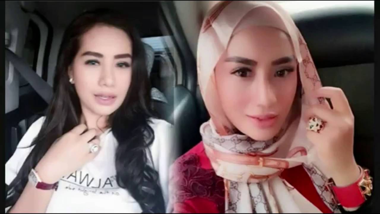 Shinta Bachir Lepas hijab